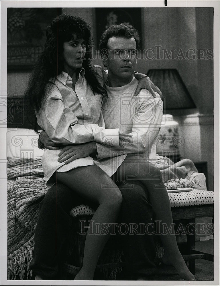 Press Photo Maria Conchita Alonso and Robert Clohessy in &quot;One of the Boys&quot;- Historic Images