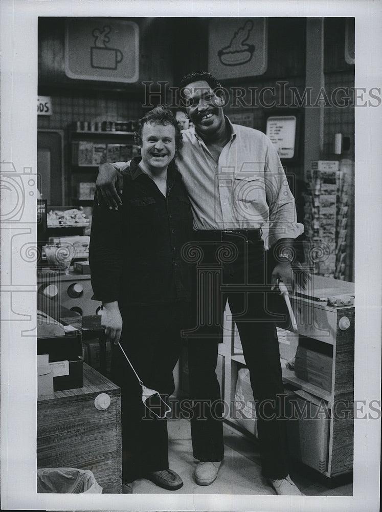 1981 Press Photo &quot;Open All Night&quot; George Dzunda &amp; Bubba Smith- Historic Images