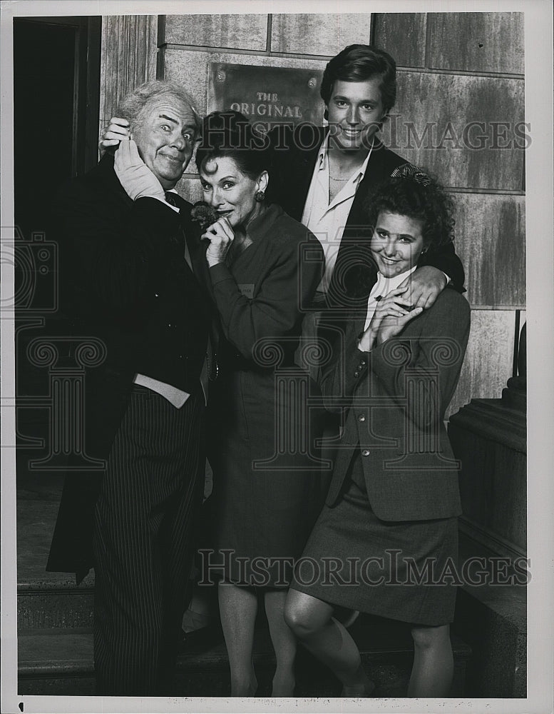 1989 Press Photo &quot;The Nutt House&quot; Stars Harvey Korman &amp; Cloris Leachman- Historic Images