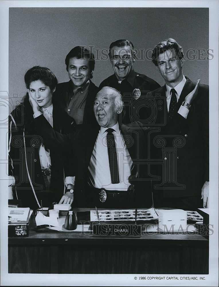 1986 Press Photo Pat Morita &amp; Cast Members of &quot;Ohara&quot;- Historic Images