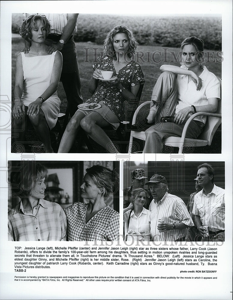 1997 Press Photo Jessica Lange Michelle Pfeiffer Jennifer Jason Leigh Actress