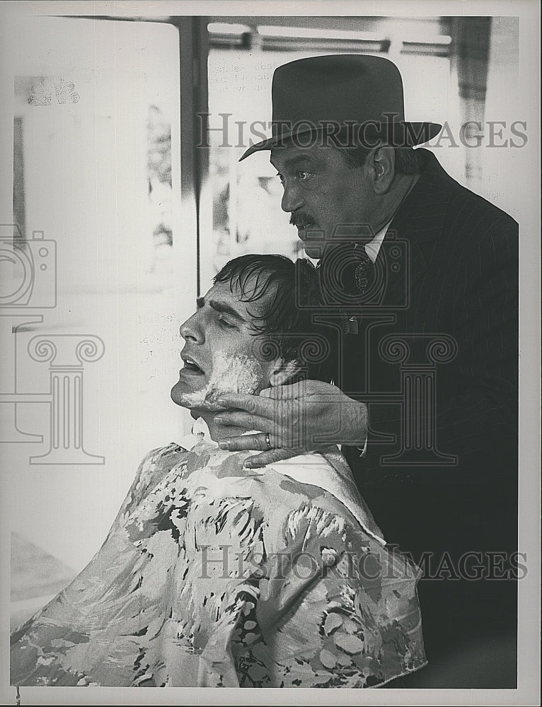 1989 Press Photo Scott Bakula and Michael Genovese in &quot;Quantum Leap&quot;- Historic Images