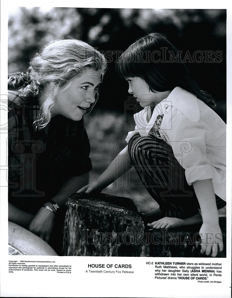 1992 Press Photo Kathleen Turner &amp; Asha Menina star in &quot;House of Cards&quot; - Historic Images