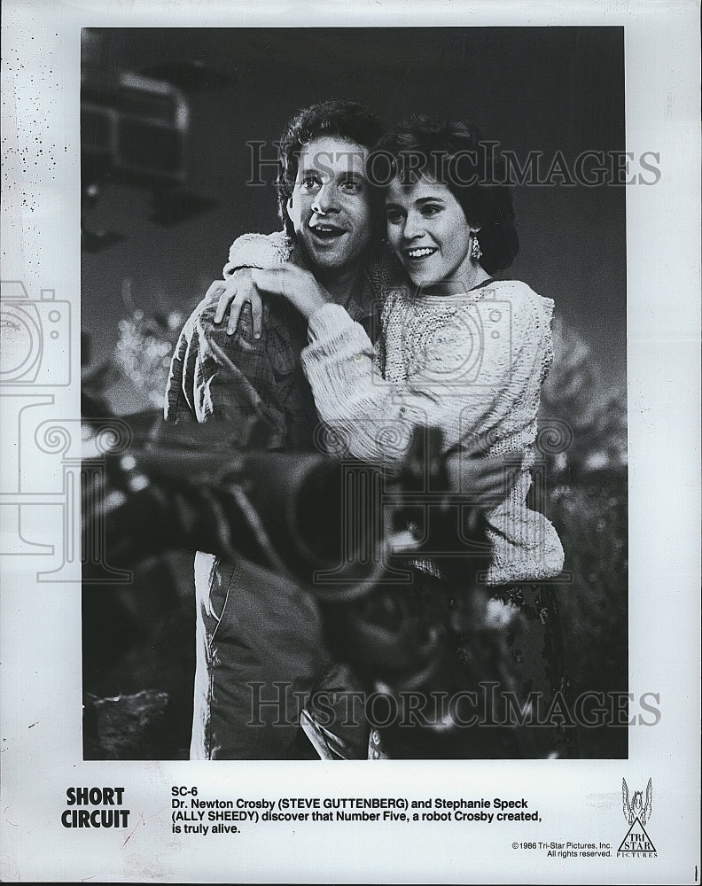 1986 Press Photo Steve Guttenberg Actor Ally Sheedy Actress Short Circut Movie- Historic Images