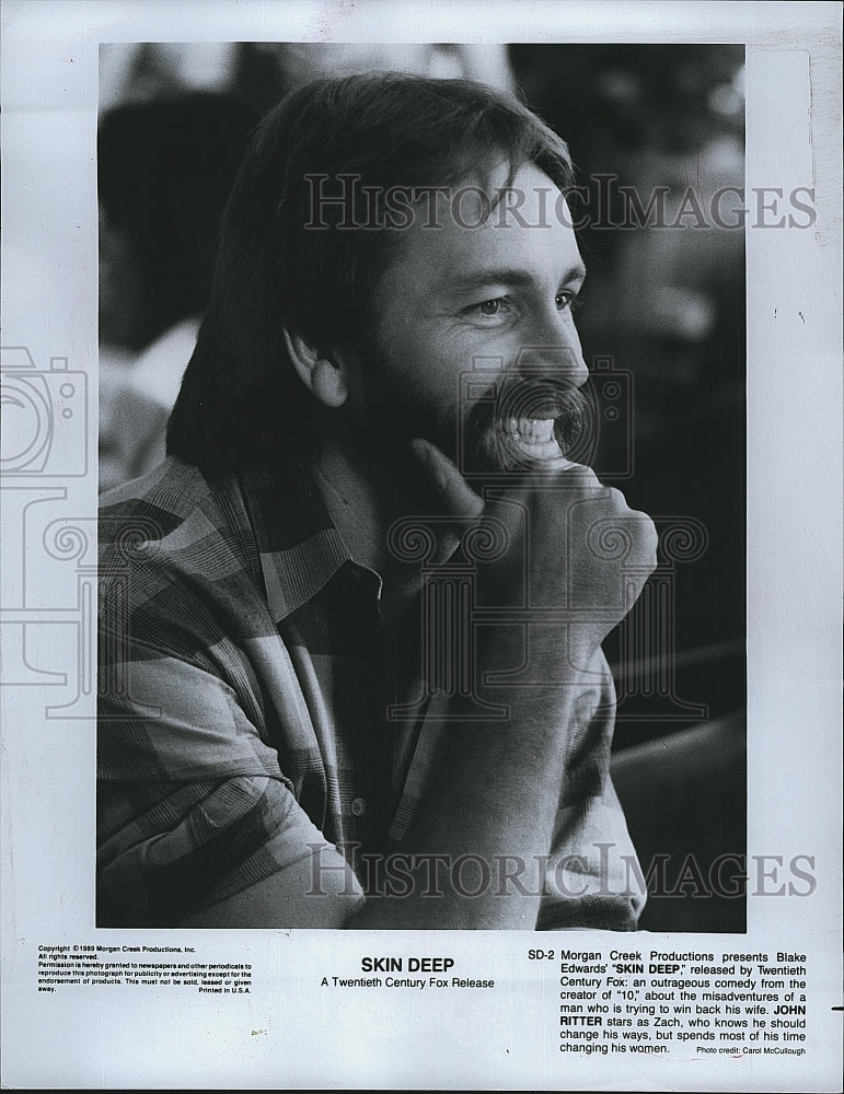 1989 Press Photo Blake Edwards in &quot;Skin Deep&quot;.- Historic Images