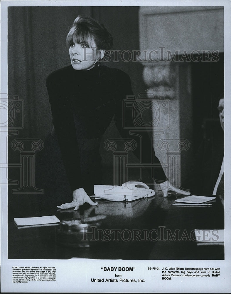 1987 Press Photo Diane Keaton American Actress Baby Boom Movie Scene Film- Historic Images