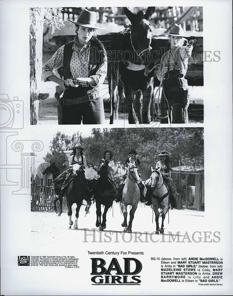 1994 Press Photo Actress Andie MacDowell &amp; Maeleine Stowe In &quot;Bad Girls&quot; - Historic Images