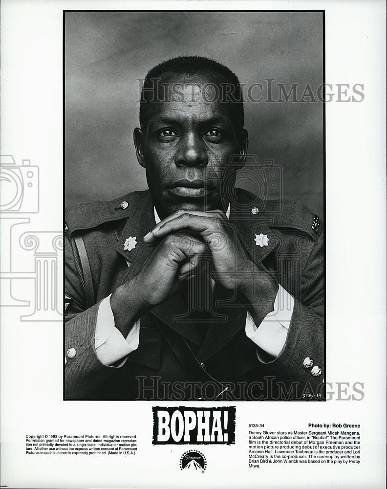 1993 Press Photo Actor Danny Glover As Master Sergeant Michah Mangena In &quot;Bopha&quot;- Historic Images