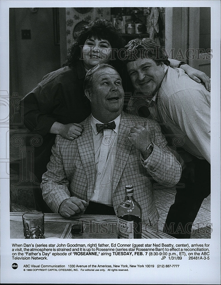 1989 Press Photo &quot;Roseanne&quot; starring John Goodman &amp; Roseanne,Ned Beatty- Historic Images