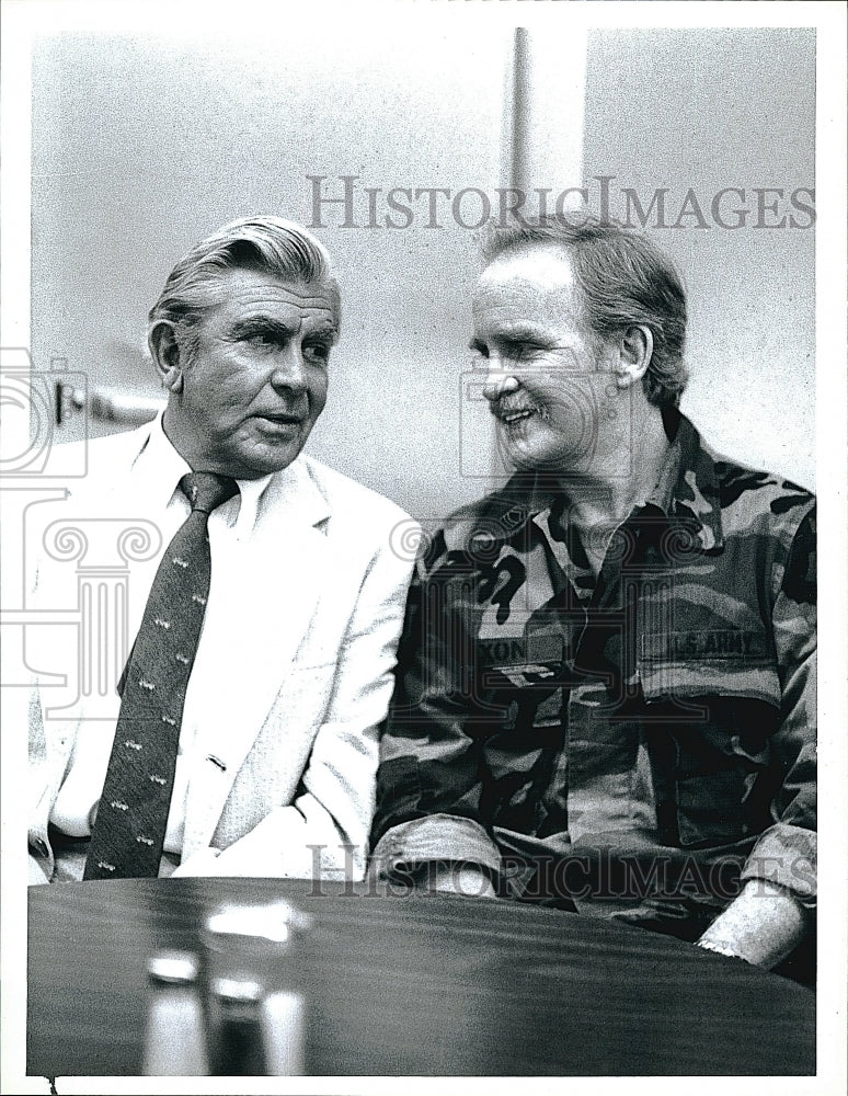 1987 Press Photo Andy Griffith and Gary Crosby in the TV series &quot;Matlock&quot;- Historic Images