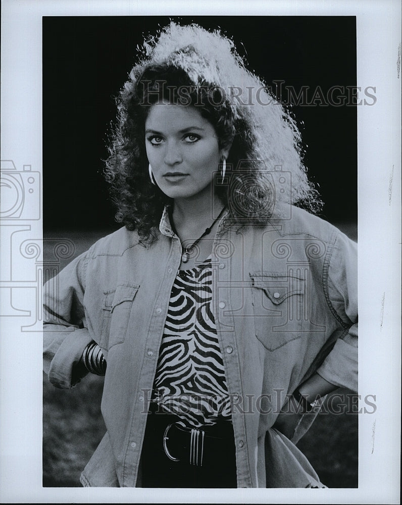 Press Photo Camilla Soeberg in &quot;Twist and Shout&quot;- Historic Images