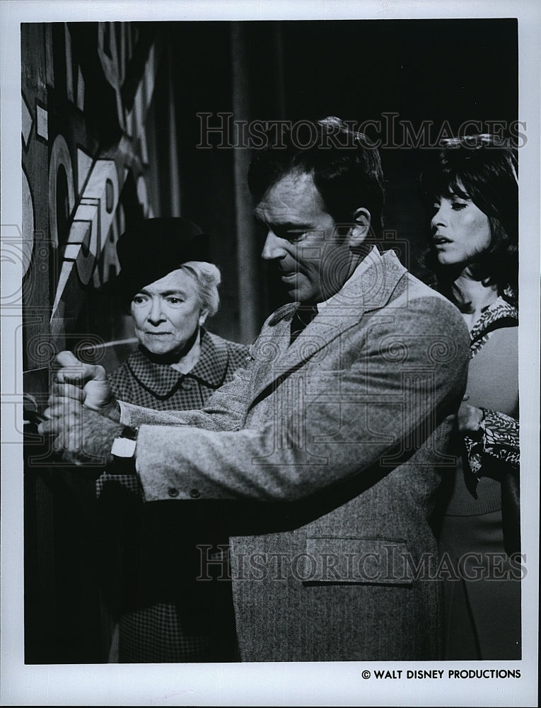 1986 Press Photo Herbie Rides Again Helen Hayes Ken Berry Stefanie Powers- Historic Images