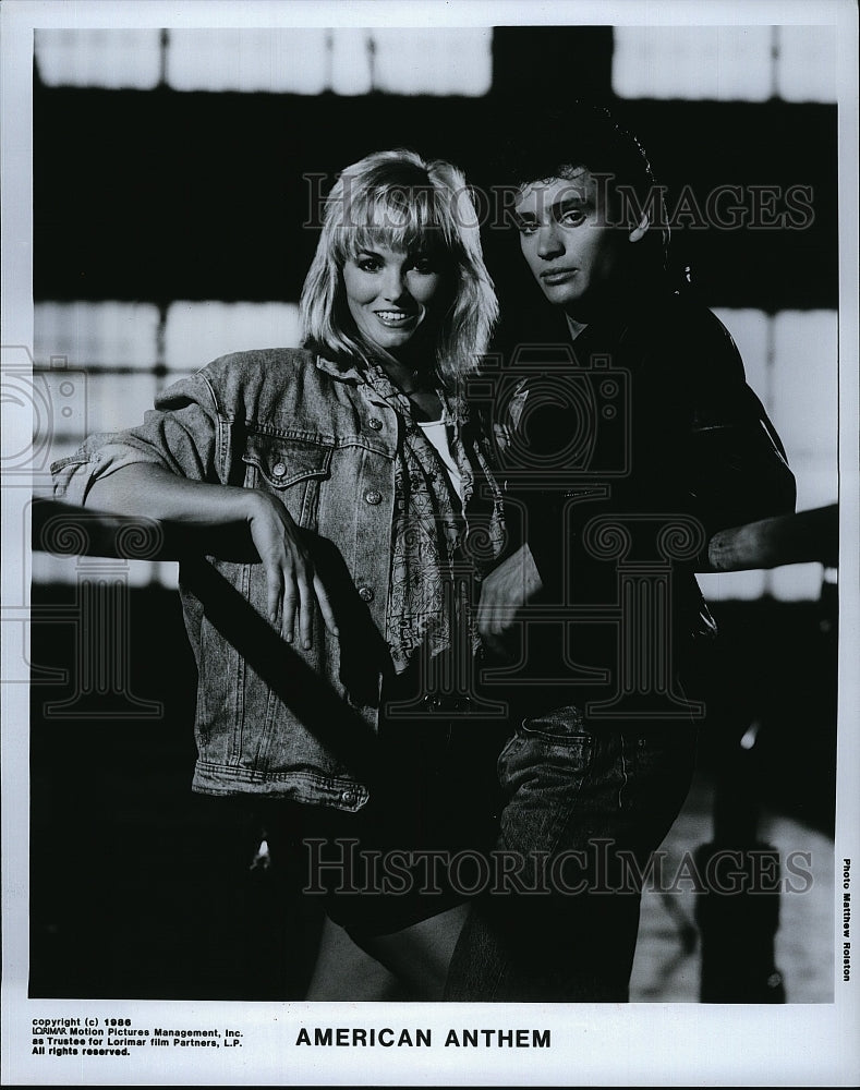 1986 Press Photo Steve Tevere &amp; Julie Lloyd Star In &quot;American Anthem&quot;- Historic Images