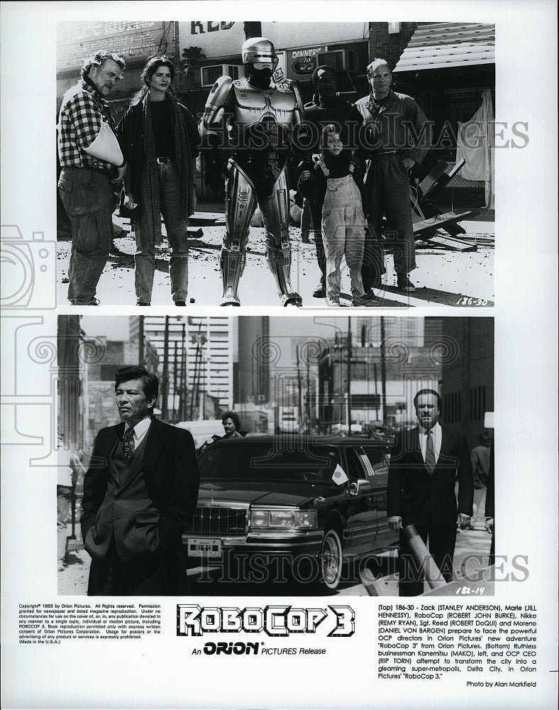 1993 Press Photo Scenes From Film &quot;Robocop 3&quot;- Historic Images