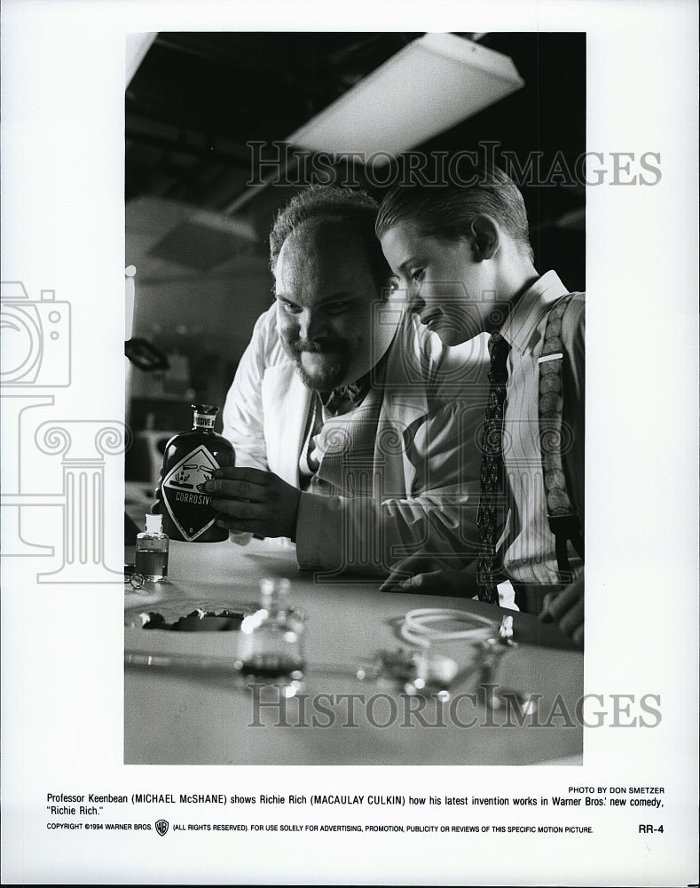 1994 Press Photo &quot;Richie Rich&quot; Michael McShane &amp; Macaulay Culkin- Historic Images