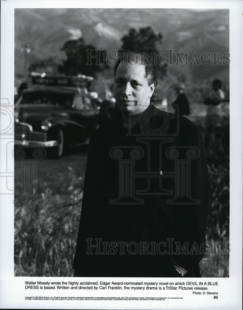 1988 Press Photo Walter Mosely Writer of Novel on Which &quot;Devil in a Blue Dress&quot;- Historic Images