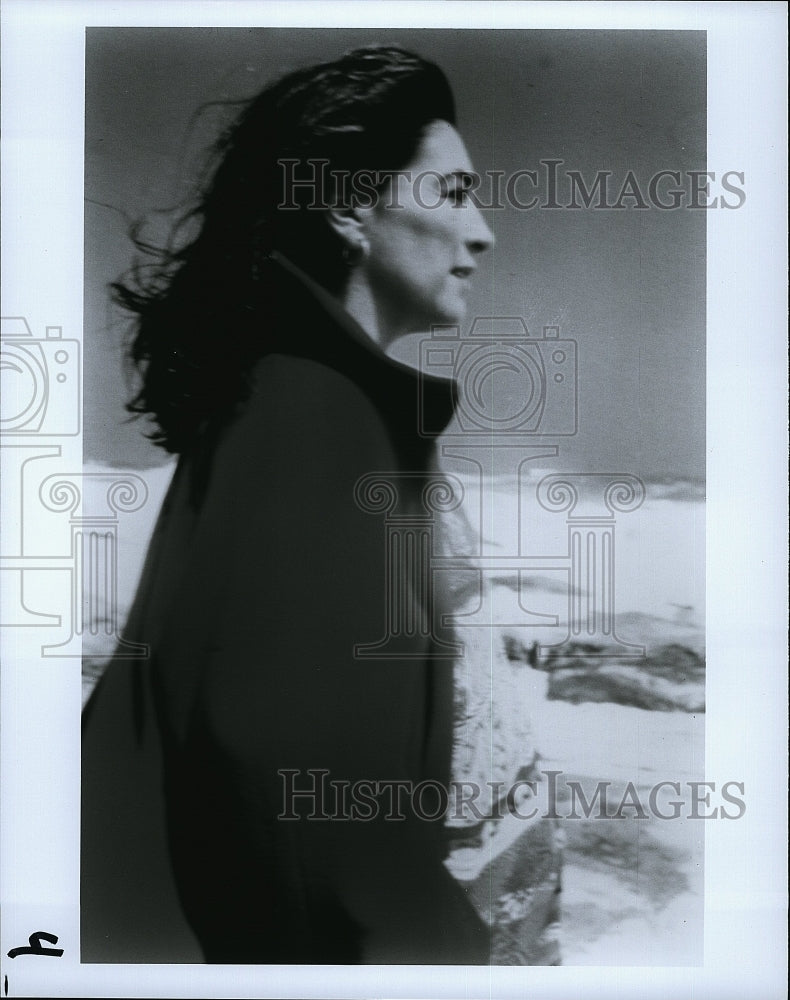 1992 Press Photo &quot;Between Heaven &amp; Earth&quot; Carmen Maura- Historic Images