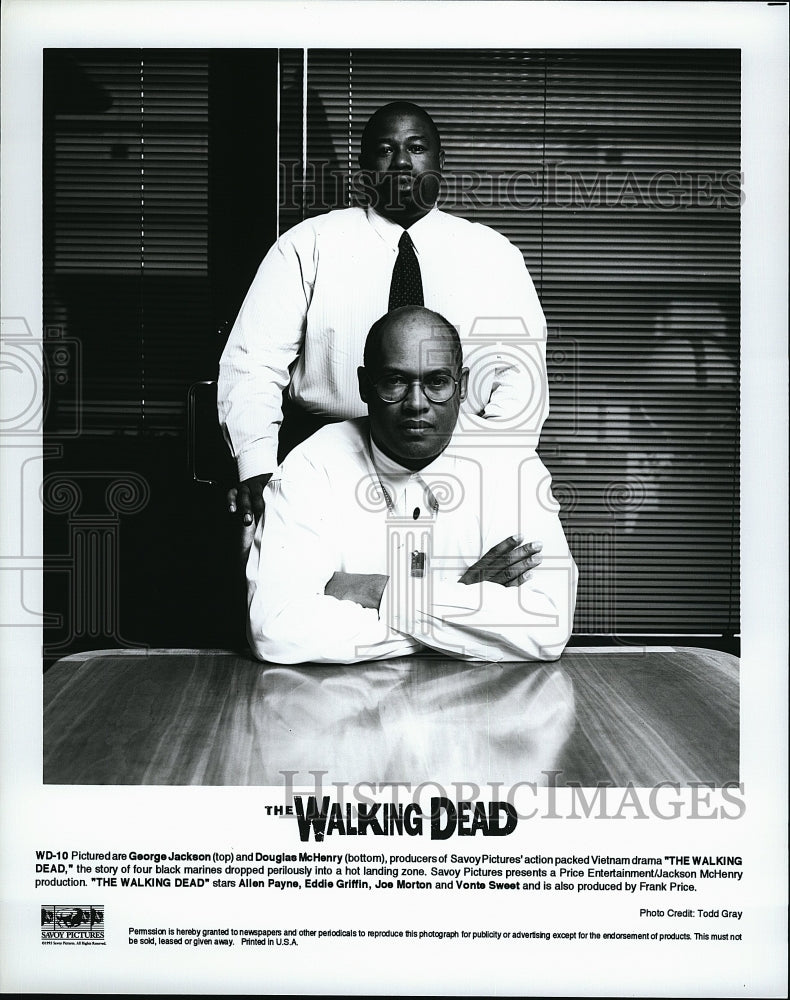 1995 Press Photo George Jackson &amp; Douglas McHenry in &quot;The Walking Dead&quot;- Historic Images