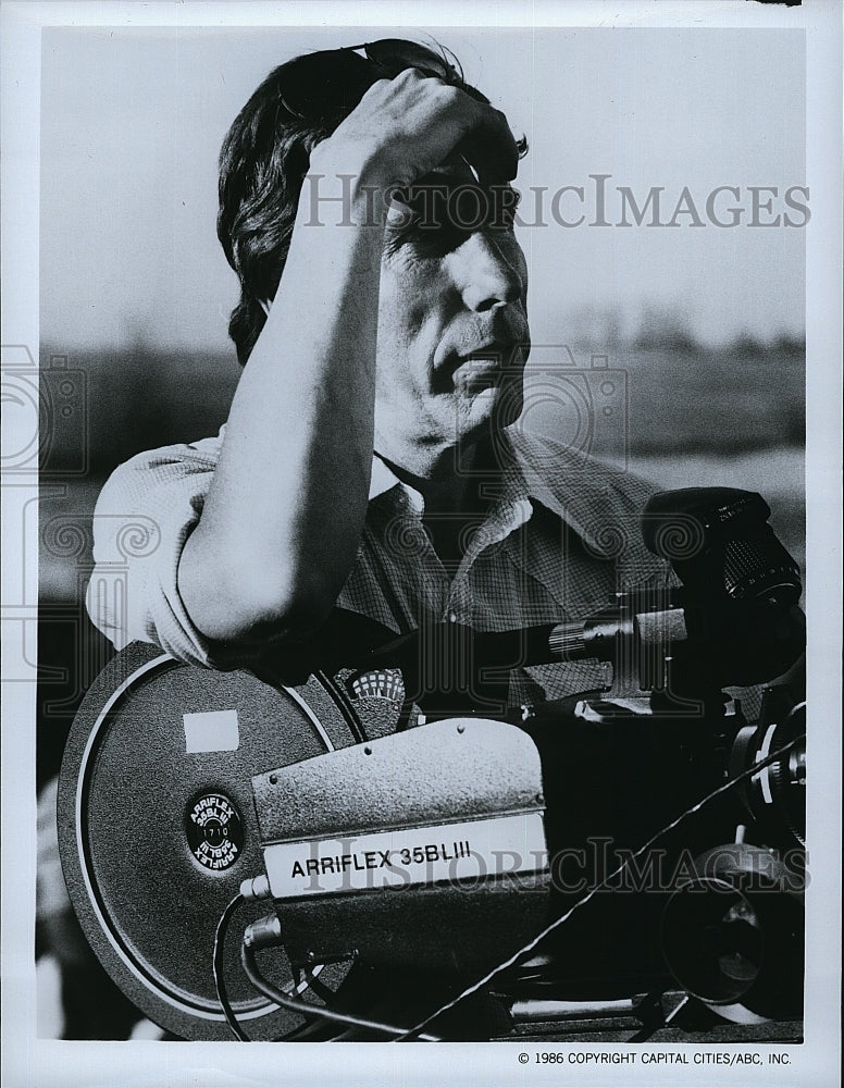 1987 Press Photo Donald Wrye Writer Director Executive Producer of &quot;Amerika&quot;- Historic Images