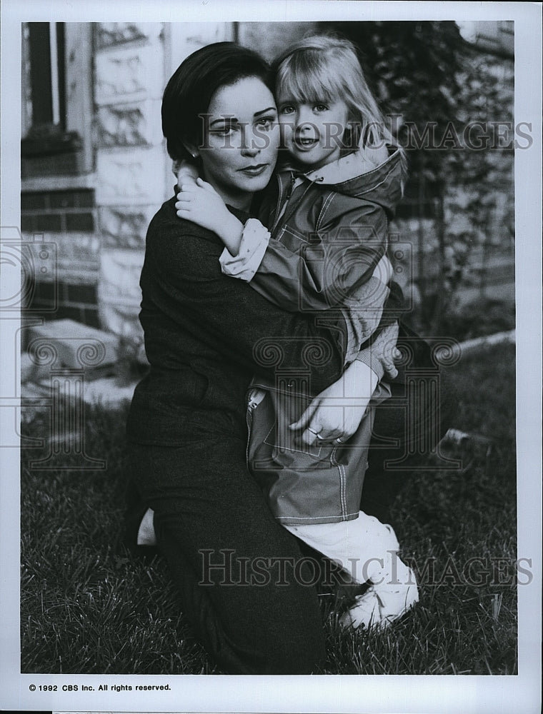 1992 Press Photo Pamela Gidley and Amanda Laughlin in &quot;Angel Street&quot;- Historic Images