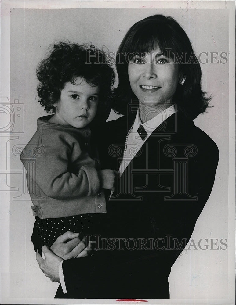 1988 Press Photo Kate Jackson American Actress Michelle Kennedy Baby Boom TV- Historic Images