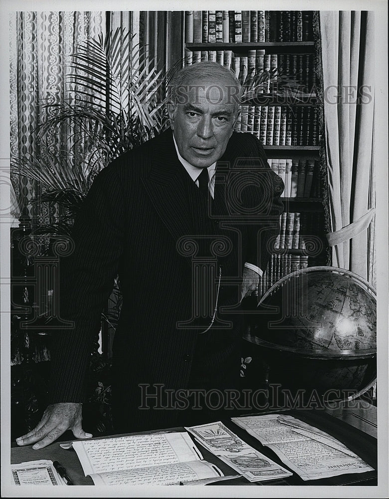 Press Photo Actor in Scene from Unknown Film- Historic Images