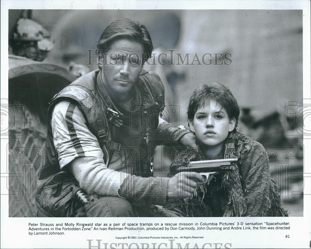 1983 Press Photo Peter Strauss, Molly Ringwald &quot;Spacehunter&quot;- Historic Images