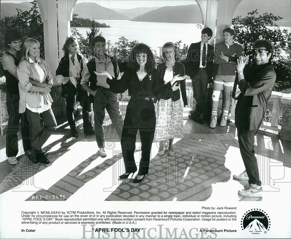 1986 Press Photo Deborah Foreman, K. Olandt, Amy Steel &quot;April Fool&#39;s Day&quot;- Historic Images