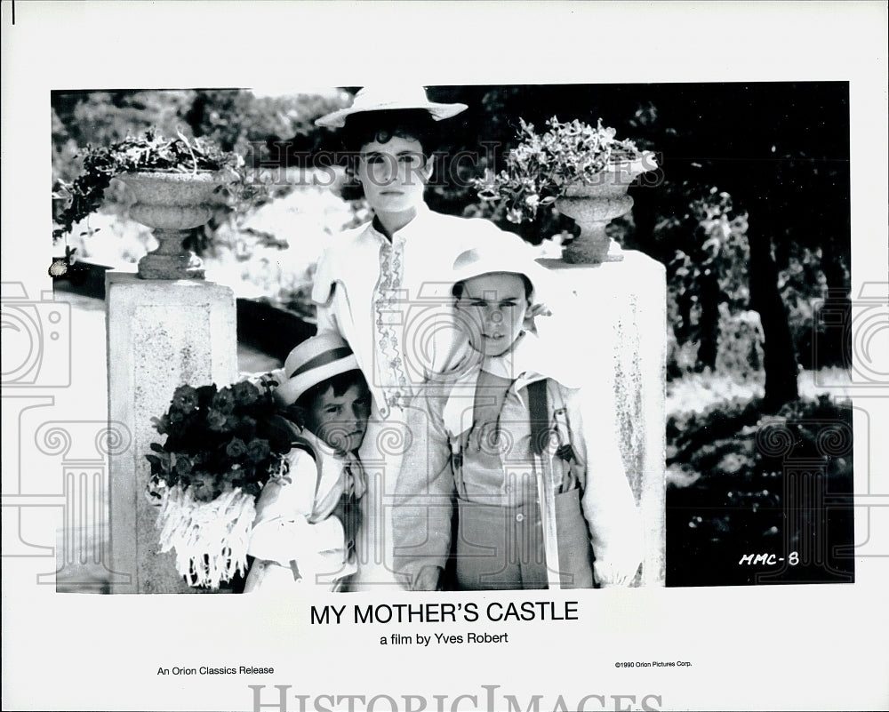 1991 Press Photo Victorie Delmare and Nathalie Roussel in My Mother's Castle- Historic Images