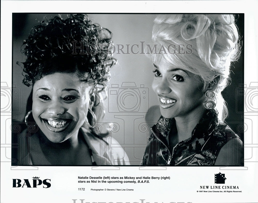 1997 Press Photo Natalie Desselle Actress Halle Berry B.A.P.S. Comedy Movie- Historic Images