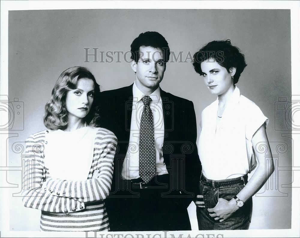 1986 Press Photo &quot;The Bedroom Window&quot; Steve Guttenberg, Isabelle Huppert- Historic Images