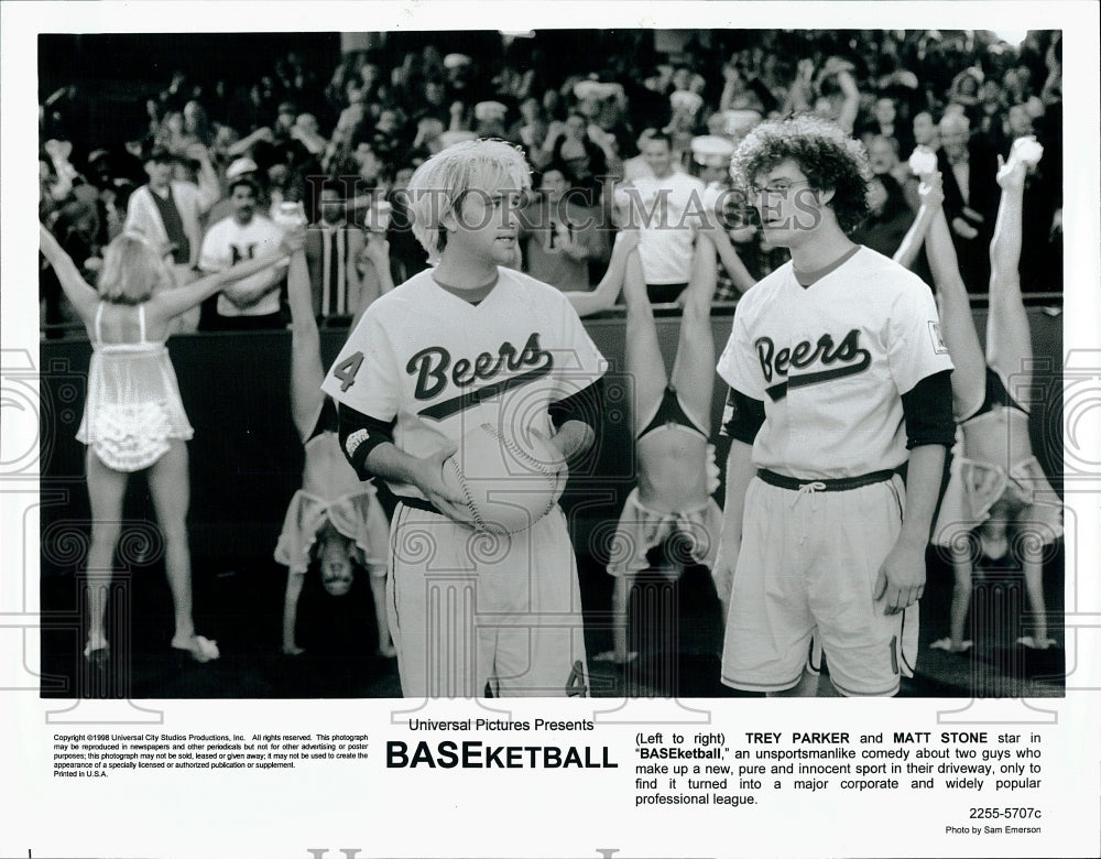 1998 Press Photo Basketball Trey Parker Matt Stone Movie- Historic Images