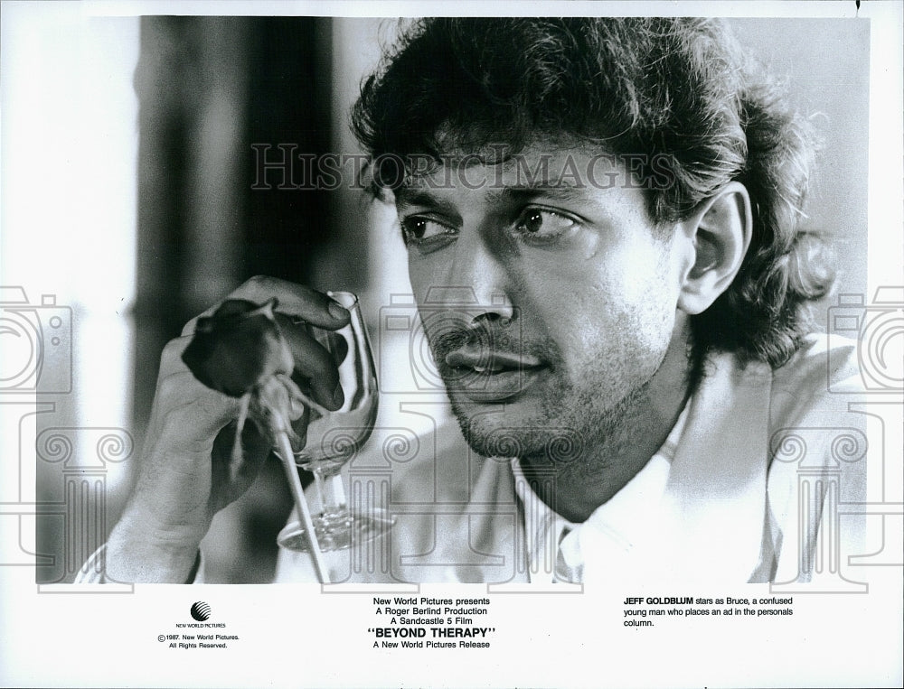 1987 Press Photo Jeff Goldblum in &quot;Beyond Therapy&quot;- Historic Images