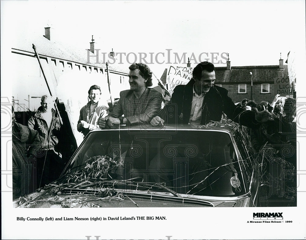 1990 Press Photo Billy Connolly and Liam Neeson in &quot;The Big Man&quot;- Historic Images