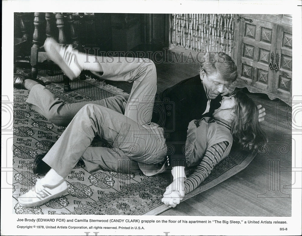 1978 Press Photo Edward fox and Candy Clark in &quot;The Big Sleep&quot;- Historic Images