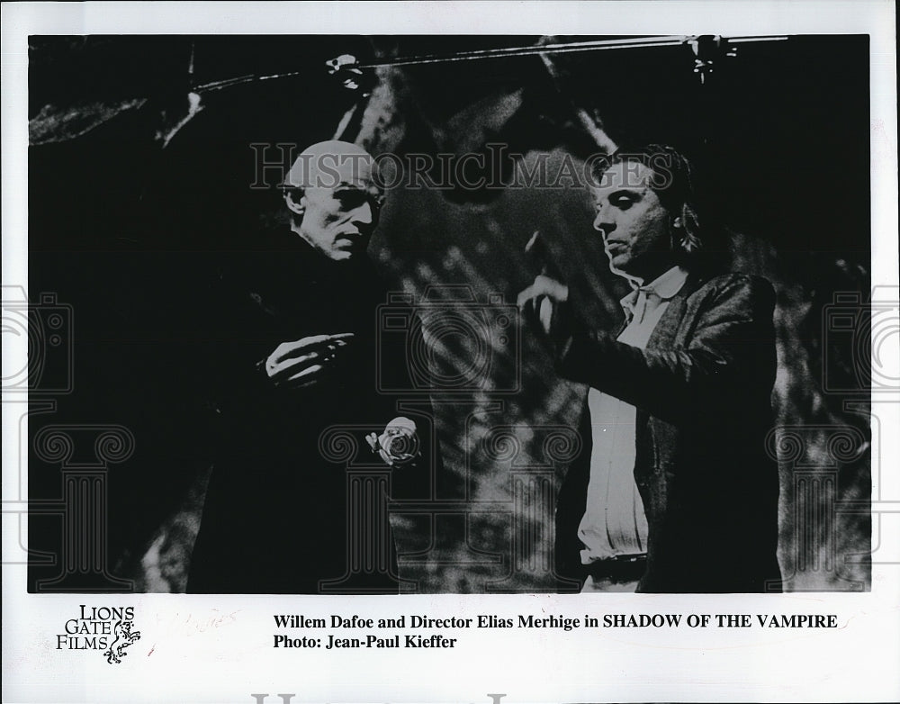 2000 Press Photo Willem Dafoe, Director Elias Merhige &quot;Shadow of the Vampire&quot;- Historic Images