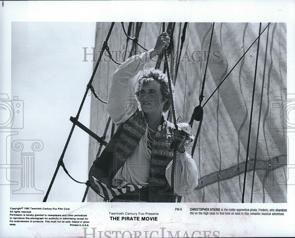 1982 Press Photo Christopher Atkins &quot;The Pirate Movie&quot;- Historic Images