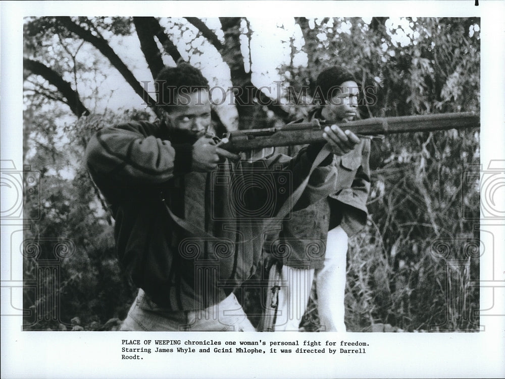 1986 Press Photo &quot;Place of Weeping&quot; James Whyle &amp; Gcini Mhlophe- Historic Images