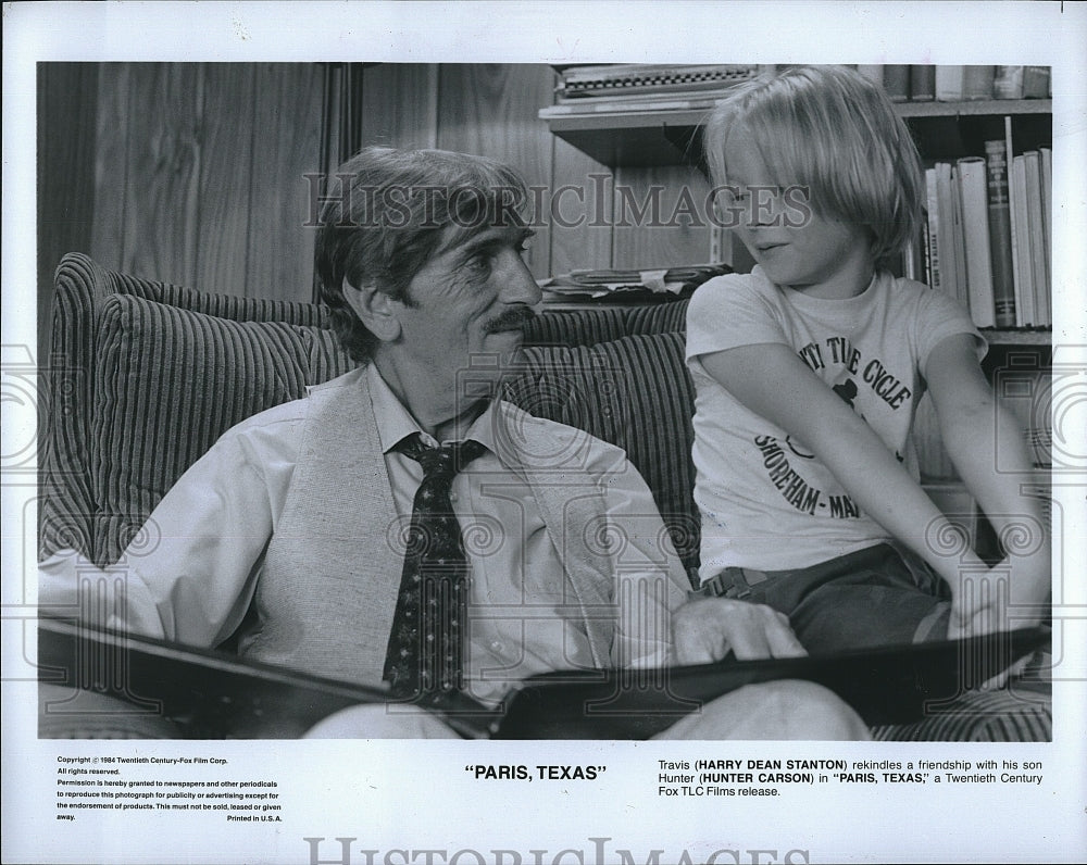 1984 Press Photo Harry Dean Stanton Actor Hunter Carson Paris Texas Movie Film- Historic Images