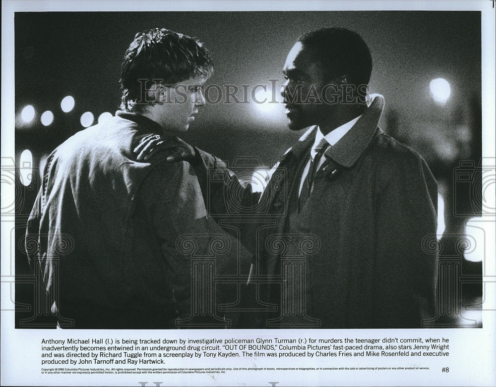 1986 Press Photo Anthony Michael Hall, Glynn Turman &quot;Out of Bounds&quot;- Historic Images