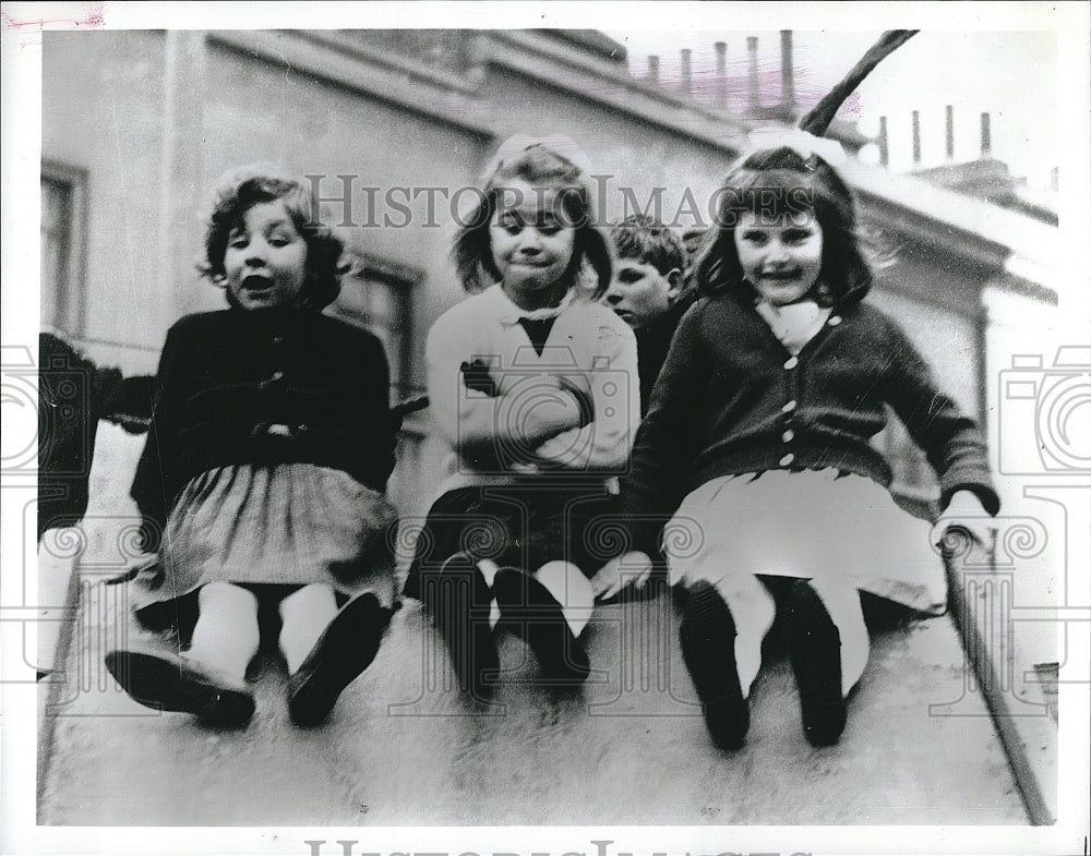 1992 Press Photo Children in &quot;35 Up&quot;- Historic Images