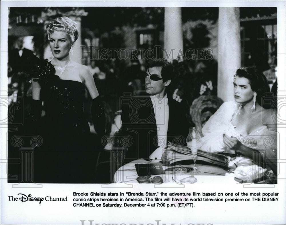 1989 Press Photo &quot;Brenda Starr&quot; Timothy Dalton &amp; Brooke Shields- Historic Images