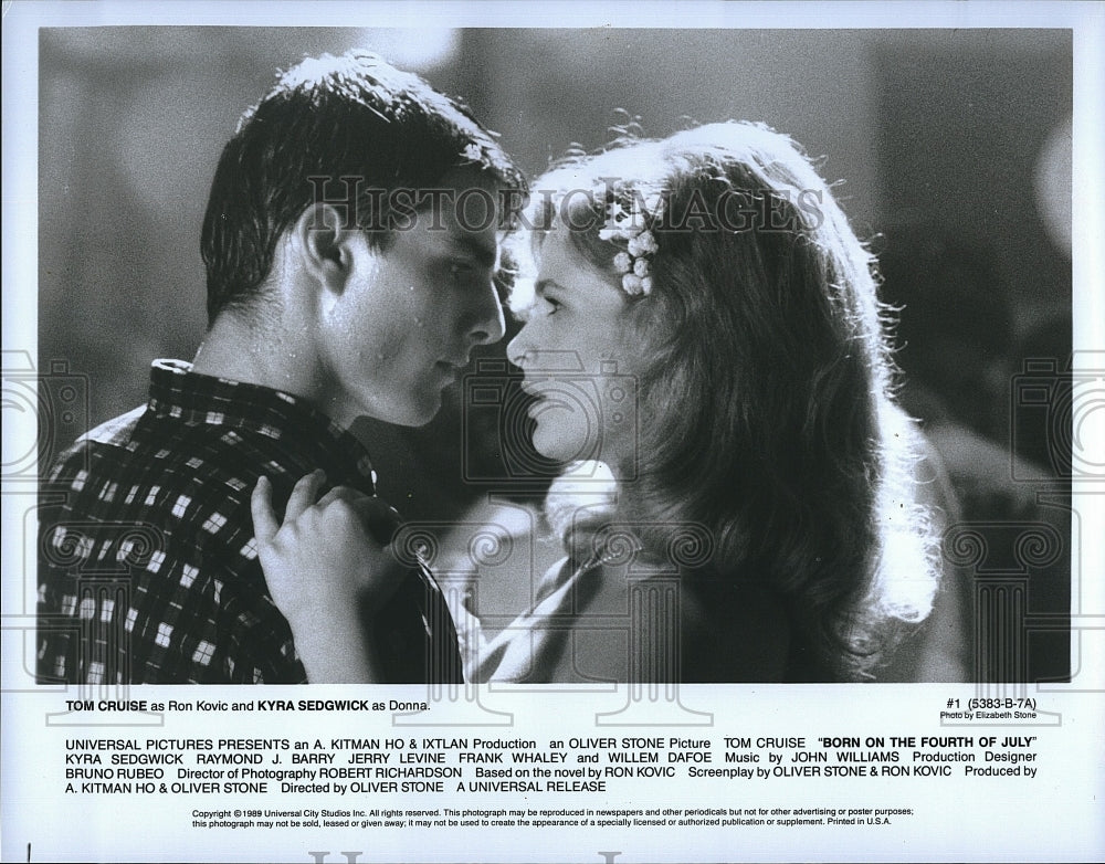 1989 Press Photo "Born On The Fourth of July" Tom Cruise, Kyra Sedgwick- Historic Images