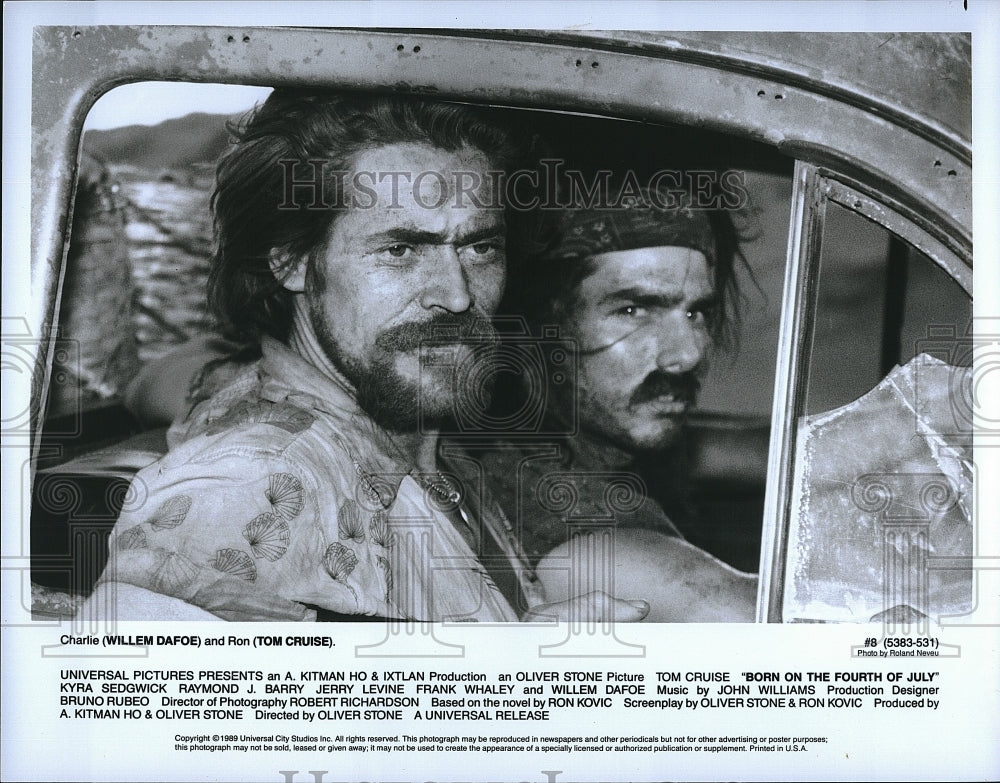 1989 Press Photo &quot;Born On The Fourth of July&quot; Tom Cruise, Willem Dafoe- Historic Images