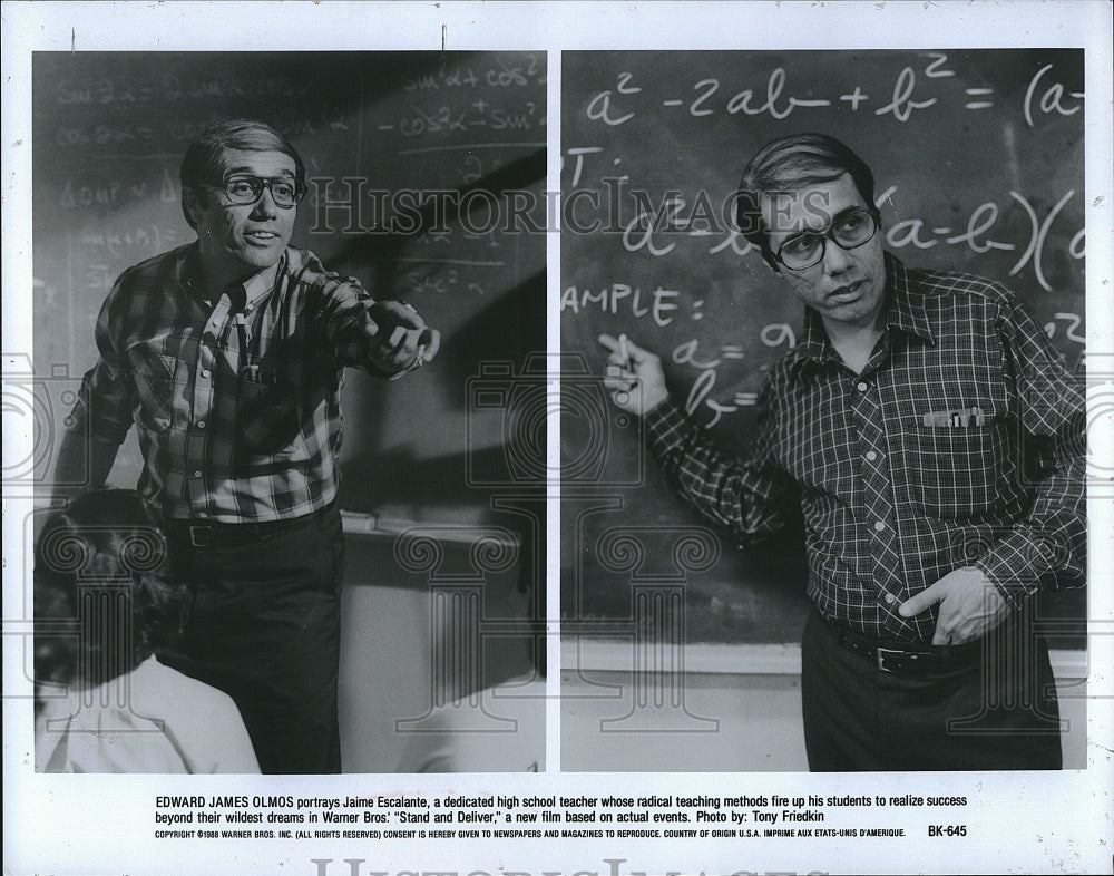 1988 Press Photo Stand And Deliver Film Actor Edward James Olmos Teaching Scenes- Historic Images