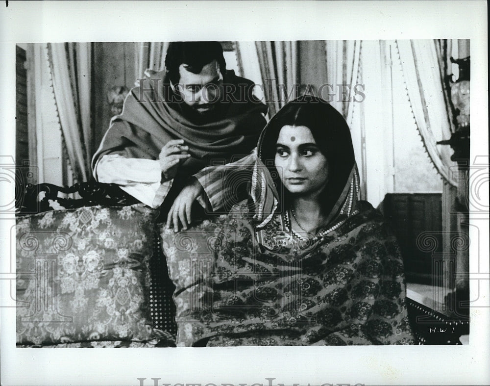 1984 Press Photo Home And The World Film Actors Soumitra Swatilekha Chatterjee- Historic Images