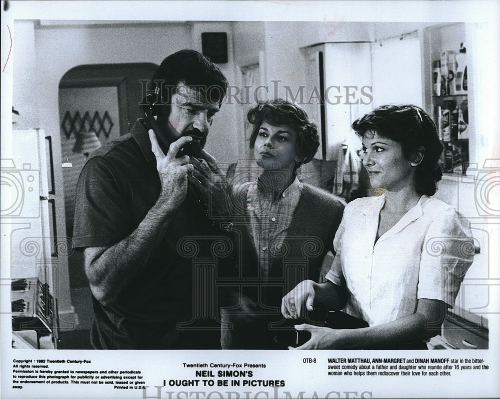 1982 Press Photo Walter Matthaum and Ann-Margaret in&quot;I Ought to be in Pictures&quot;- Historic Images