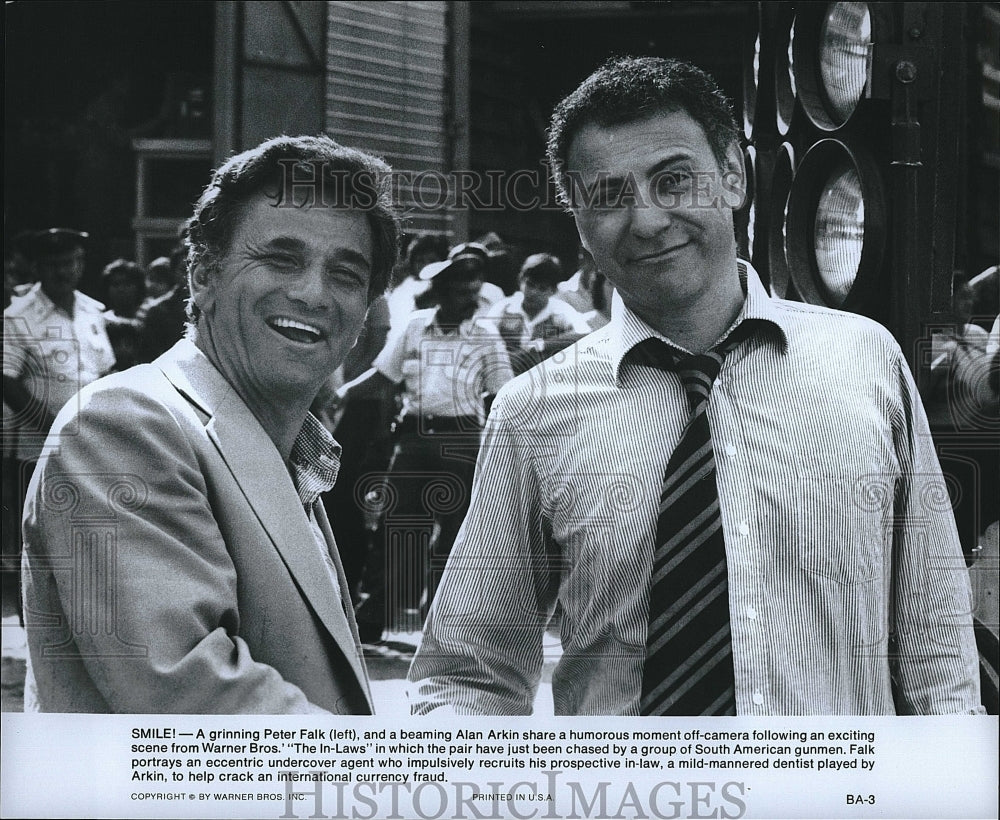 Press Photo Actor Peter Falk &amp; Alan Arkin In &quot;The In-Laws&quot; - Historic Images