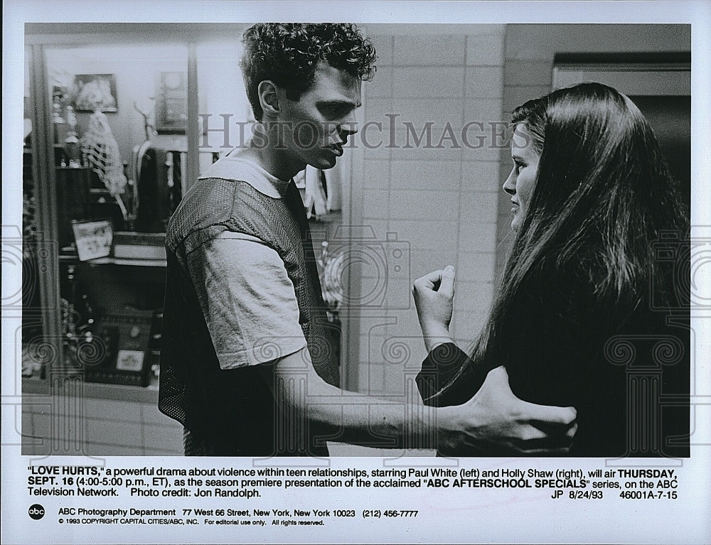 1993 Press Photo Paul White &amp; Holly Shaw Star In &quot;Love Hurts&quot;- Historic Images