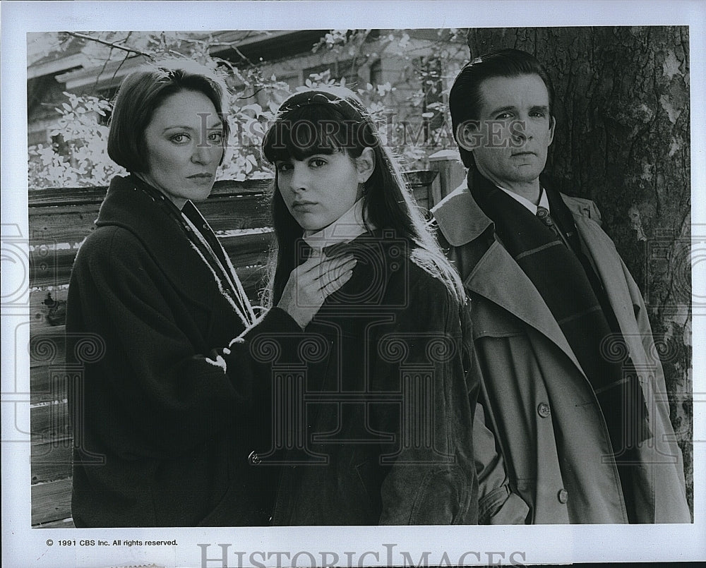 1991 Press Photo Veronica Cartwright, Cara Buono, Anthony Heald- Historic Images